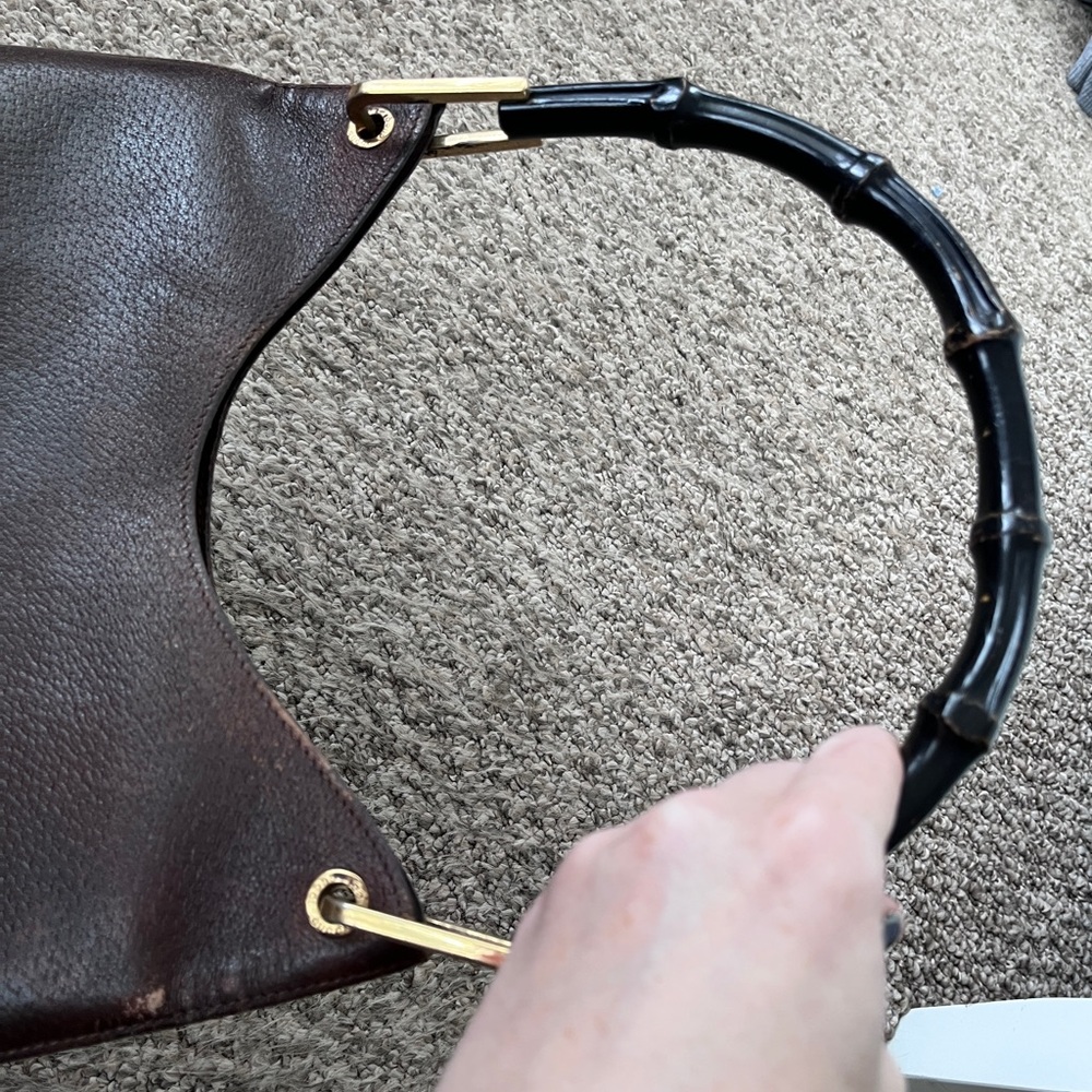 Vintage rustic Gucci leather bag with brown pouch and black bamboo handle gold - Picture 6 of 12